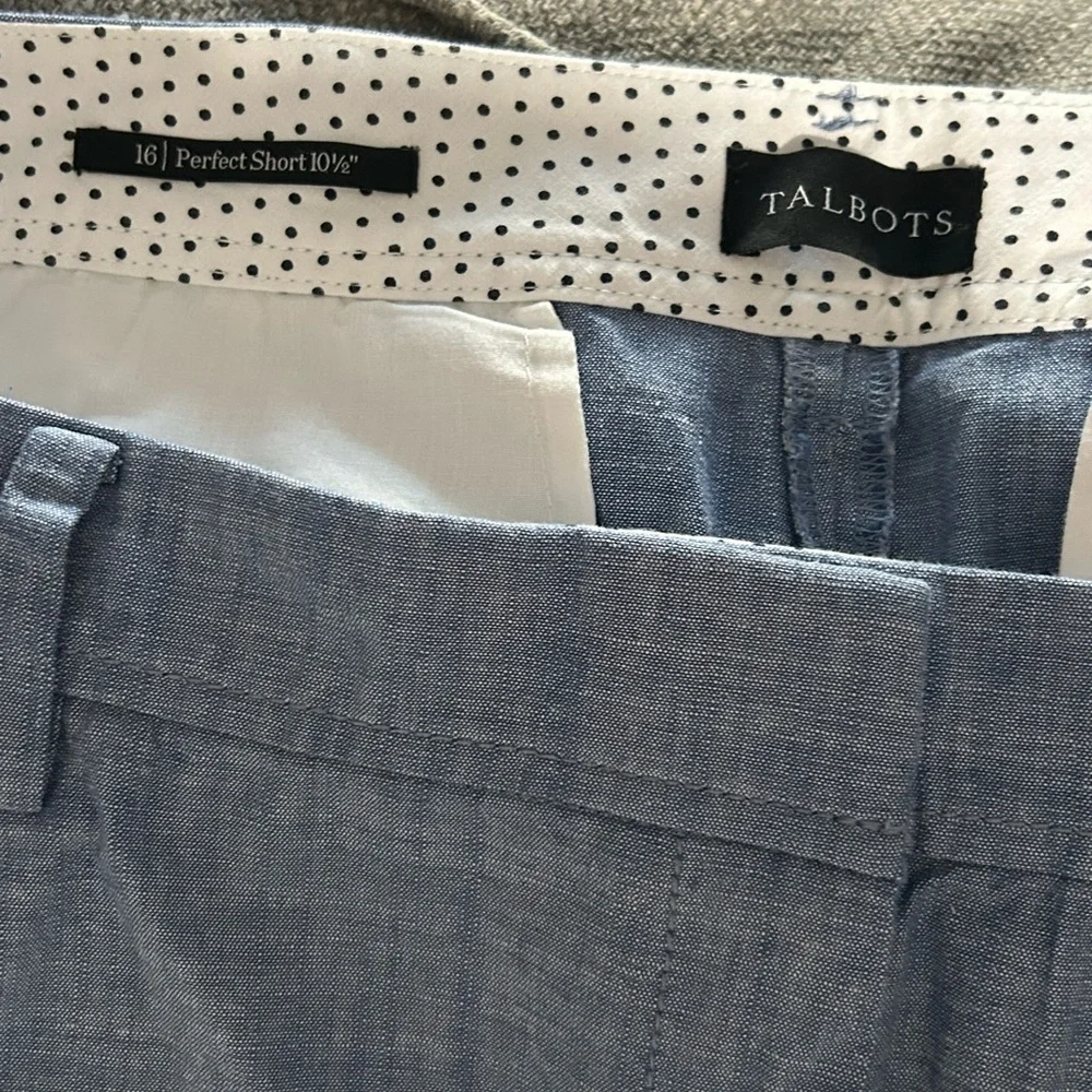 Talbots PERFECT SHORTS BERMUDA LENGTH CHAMBRAY - Picture 6 of 7